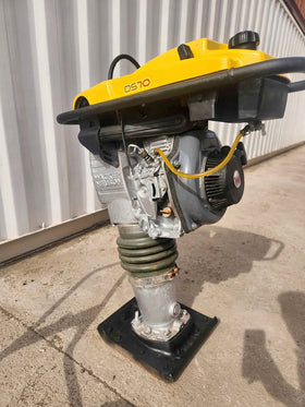 VIBROPISON APISONADOR WACKER NEUSON DIESEL DS70 ( PATAPATA)