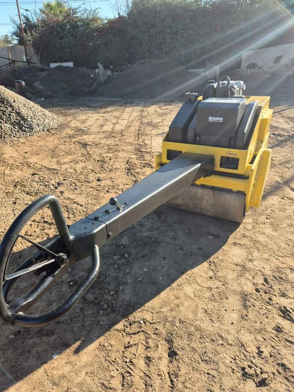 RODILLO COMPACTADOR DOBLE TAMBOR BOMAG 2024