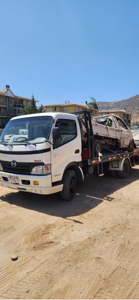 GRUA DE TRASLADO HINO XZU 8.0 PARA 6.000 KG - FLETES, RESCATES Y TRASLADO MAQUINARIA - 0